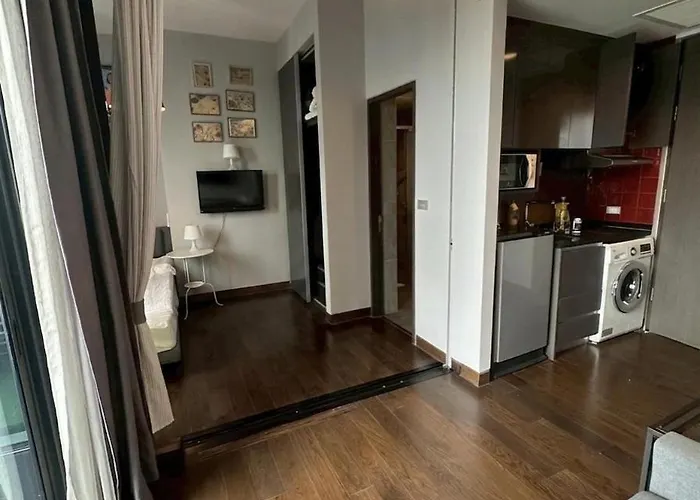 Luxury With Views Monthly Rent * Bangkok